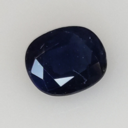 0,78ct Zafiro talla oval 6x5 mm
