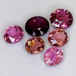 4,01 ct Turmalina Oval Aprox 5,5 x 4,9 a 6,7 x 5,9 mm