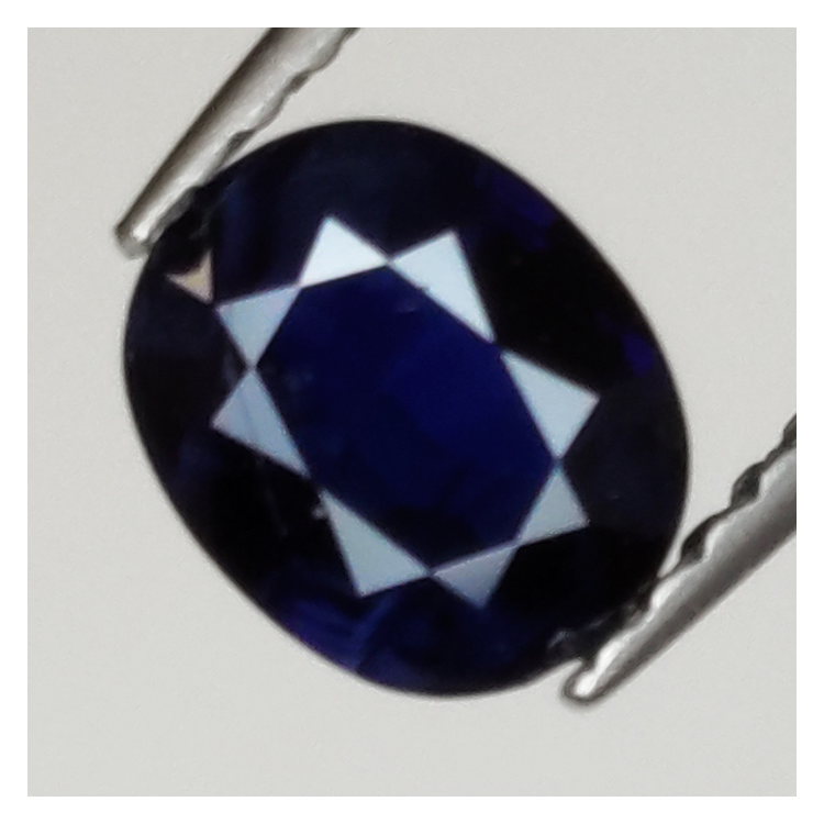 0,72ct Zaffiro taglio ovale 6x5 mm
