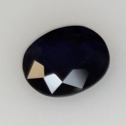 0,72ct Zafiro talla oval 6x5 mm