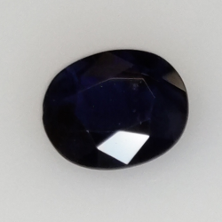 0,72ct Zafiro talla oval 6x5 mm