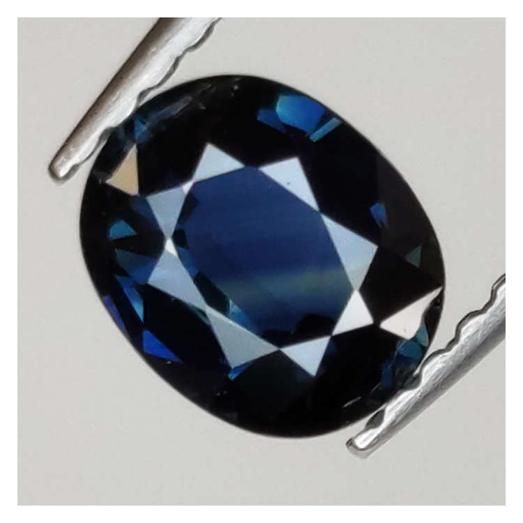0,77ct Zaffiro taglio ovale 6x5 mm