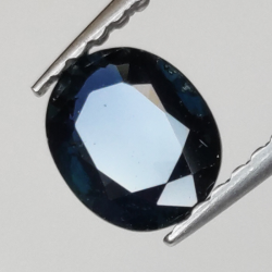 0,76ct Zaffiro taglio ovale 6x5 mm