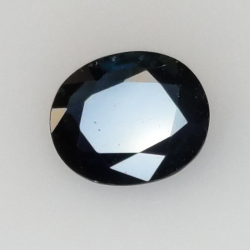 0,76ct Saphir de taille ovale 6x5 mm