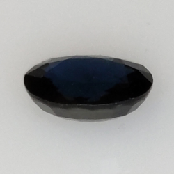 0,68ct Zafiro talla oval 6x5 mm