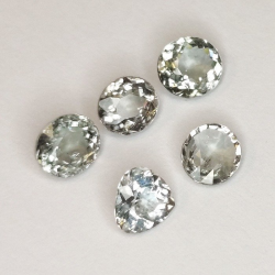 4,41 ct Tagli variegati Tormalina Circa 6,1 x 5,8 - 6,5 x 5,9 mm.