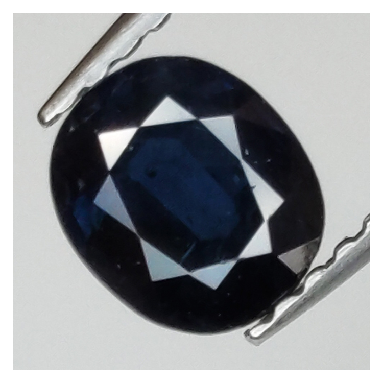 0,90ct Zaffiro taglio ovale 6x5 mm