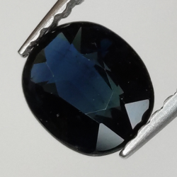 0,91ct Zafiro talla oval 6x5 mm