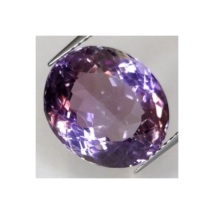 Ametista taglio ovale 10,80 ct 14,60 x 12,41 x 9,47 mm