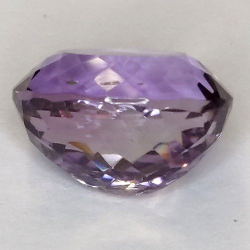 10,80 ct Amethyst im Ovalschliff 14,60 x 12,41 x 9,47 mm