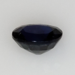 0,91ct Saphir im Ovalschliff 6x5 mm