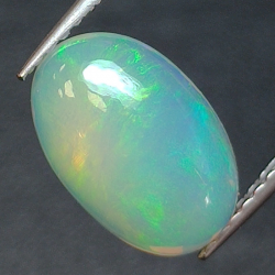 1,83ct Oval cut opal 11,1x7,3 mm