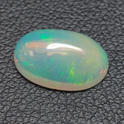 1,83ct Ópalo talla oval 11,1x7,3 mm