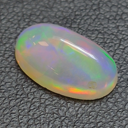 2,09ct Opale taglio ovale 12,05x7,03 mm