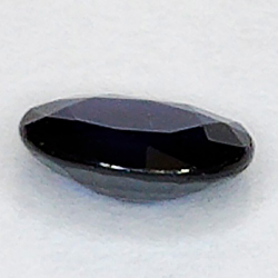 0,58 ct saphir bleu taille ovale 6,03 x 4,80 x 2,32 mm