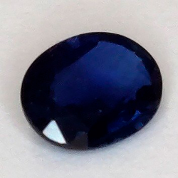 Zaffiro blu da 0,64 carati taglio ovale 6,12 x 4,90 x 2,31 mm