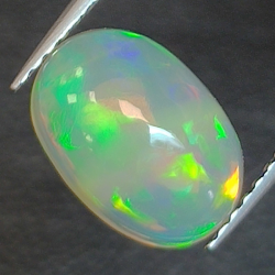 1,52ct Ópalo talla oval 10,4x7,2 mm