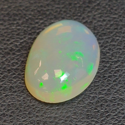 2,32ct Ópalo talla oval 12,7x9,1 mm
