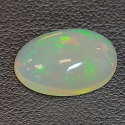 2,32ct Ópalo talla oval 12,7x9,1 mm