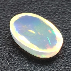 2,34ct Opale taglio ovale 12,04x8,7 mm