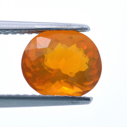 1,36 ct.  Ópalo de fuego Ovalada