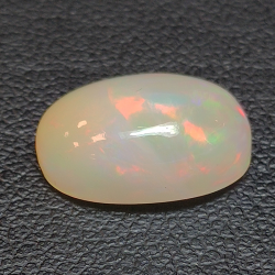 3,95ct Opale ovale 13,5x9,2 mm
