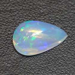 1,83ct Ópalo en Cabujón Talla pera 12,1x8,1 mm