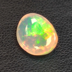 2,38ct Oval cut opal 11,1x8,6 mm