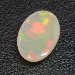 1,20ct Oval cut opal 10,5x7,3 mm
