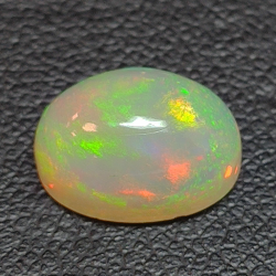 2,59ct Oval cut opal 10,8x8,02 mm