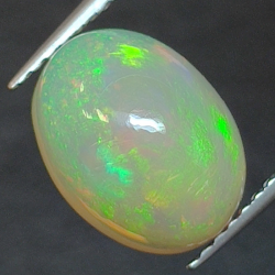 2,59ct Ópalo talla oval 10,8x8,02 mm
