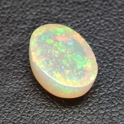 2,59ct Opale taglio ovale 10,8x8,02 mm