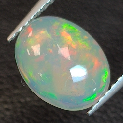 1,39ct Oval cut opal 10,02x7,5 mm