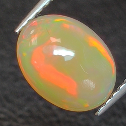 1,14ct Oval cut opal 9,2x7,1 mm