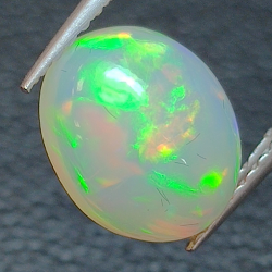 1,88ct Ópalo talla oval 9,4x7,7 mm