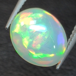 1,88ct Ópalo talla oval 9,4x7,7 mm