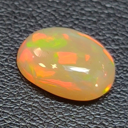 2,04ct Ópalo talla oval 10,7x7,9 mm