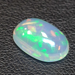 1,99ct Ópalo talla oval 11,8x8,1 mm