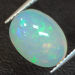 2,71ct Ópalo talla oval 11,5x8,4 mm