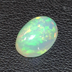 1,80ct Opale ovale 11,1x7,7 mm