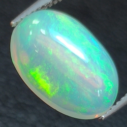 1,80ct Opal im Ovalschliff 11,1x7,7  mm