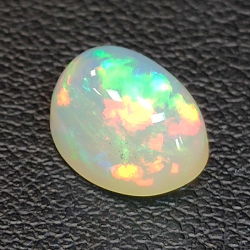 1,99ct Opale ovale 9,6x7,09 mm