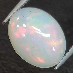 1,82ct Opale ovale 10,02x7,4 mm