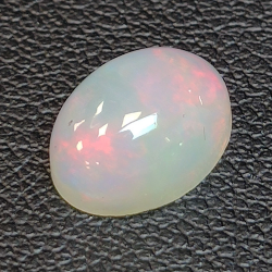 1,82ct Oval cut opal 10,02x7,4 mm