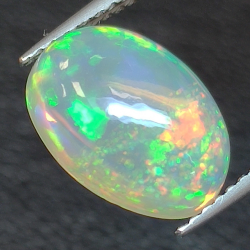 2,04ct Opale ovale 10,8x7,9 mm