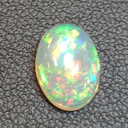 2,04ct Oval cut opal 10,8x7,9 mm