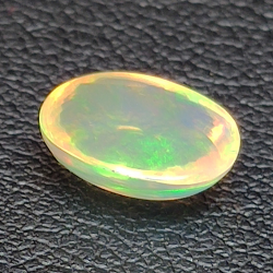 1,33ct Oval cut opal 9,5x7,02 mm