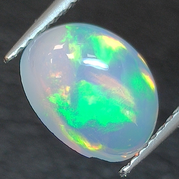 1,51ct Opale ovale 9,5x6,9 mm