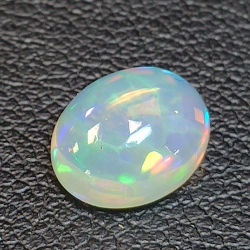 1,64ct Ópalo talla oval 9,2x7,2 mm
