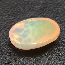 1,72ct Ópalo talla oval 10,7x7,8 mm